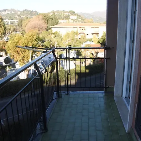 Un Arco Al Sole Apartament
